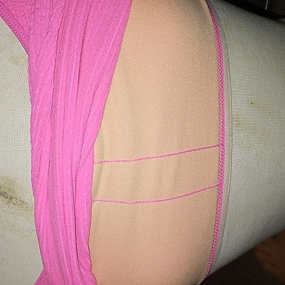 Neon pink bikini top /crop top - Picture 4 of 5